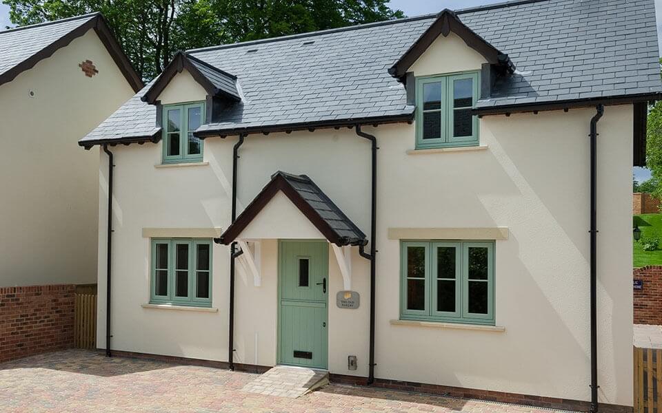 Exploring The Benefits And Applications Of Glass Partitions In Modern Architecture