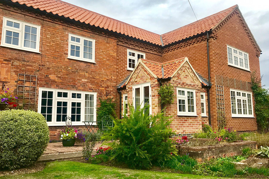 Country house with Residence 7 casement windows